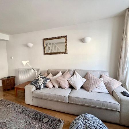 Pass The Keys 64 Church Street Characterful 2-Bed Cottage In The Heart Of Town Kingsbridge  Exteriör bild