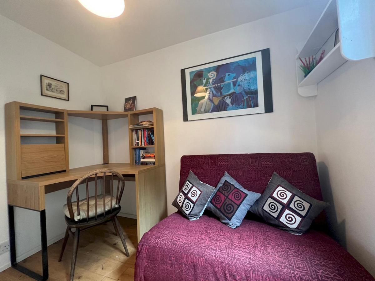 Pass The Keys 64 Church Street Characterful 2-Bed Cottage In The Heart Of Town Kingsbridge  Exteriör bild