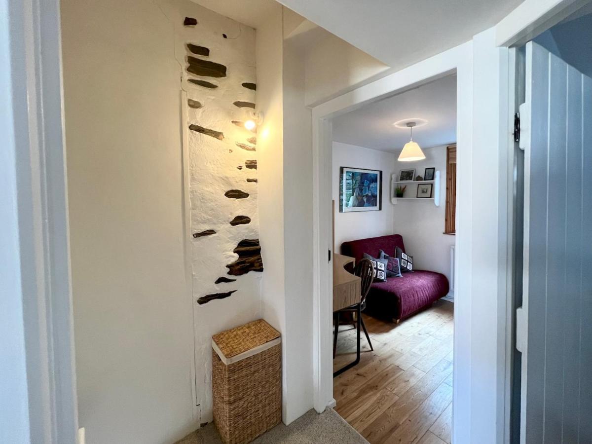 Pass The Keys 64 Church Street Characterful 2-Bed Cottage In The Heart Of Town Kingsbridge  Exteriör bild