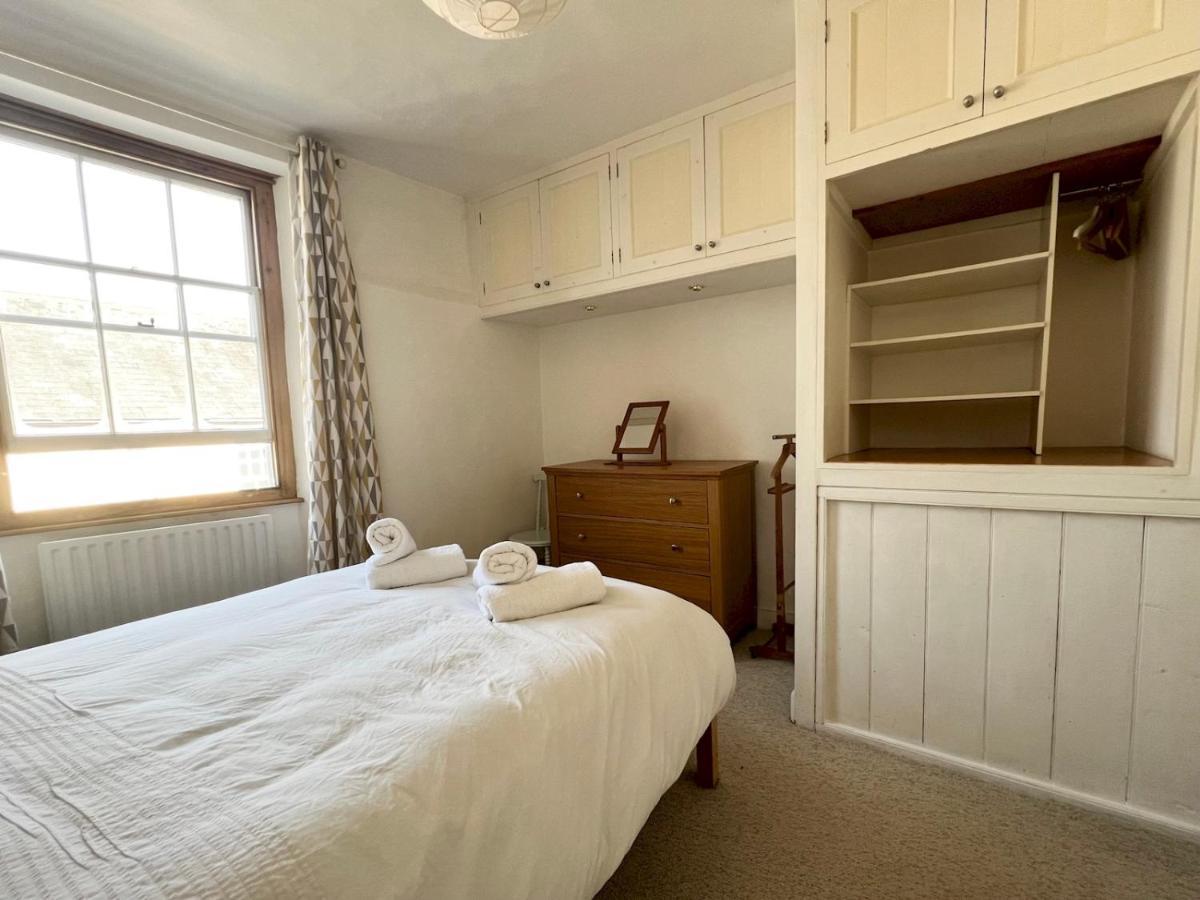 Pass The Keys 64 Church Street Characterful 2-Bed Cottage In The Heart Of Town Kingsbridge  Exteriör bild